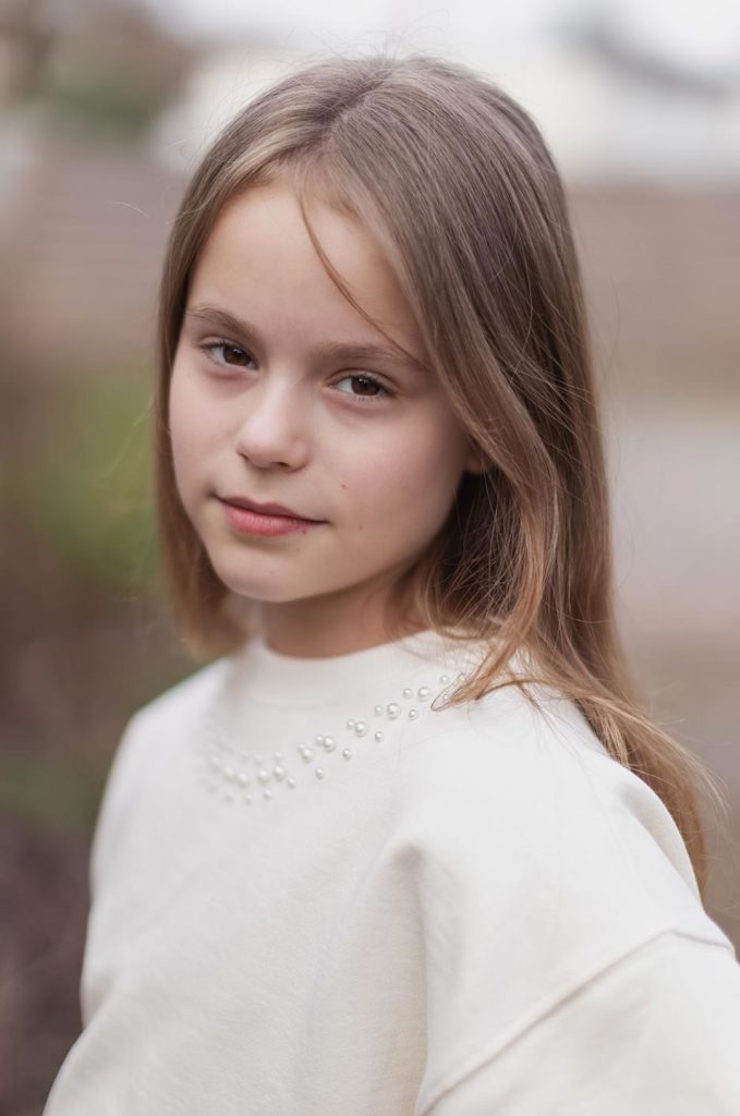 web_Olivia_Sedcard-9135