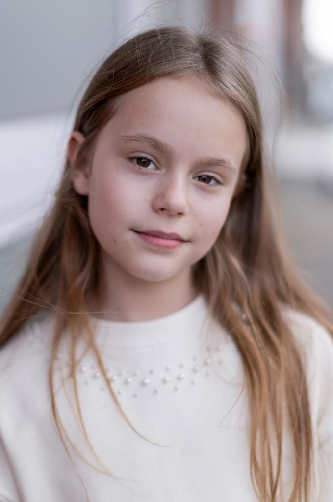 web_Olivia_Sedcard-9194