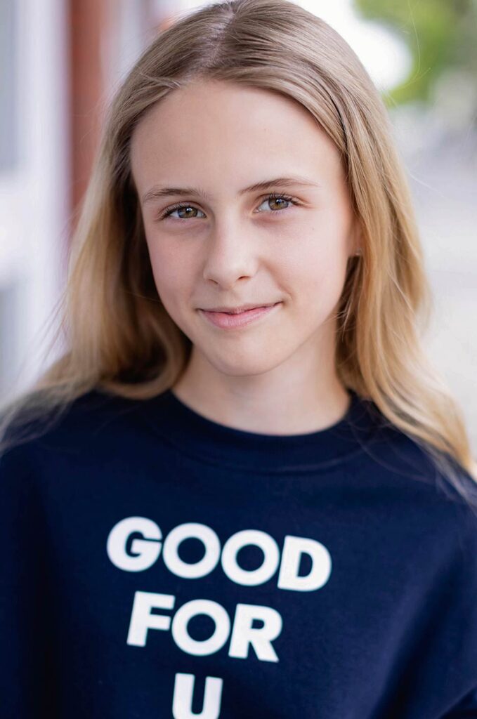 WEB_Sedcard_Mia_Grace-4836